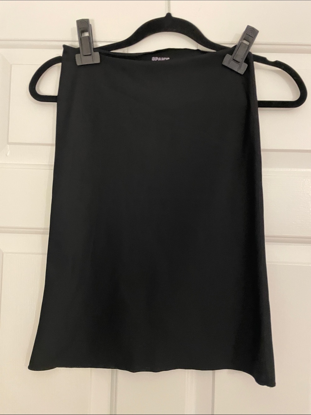 NWOT SPANX Hide & Sleek Half Slip